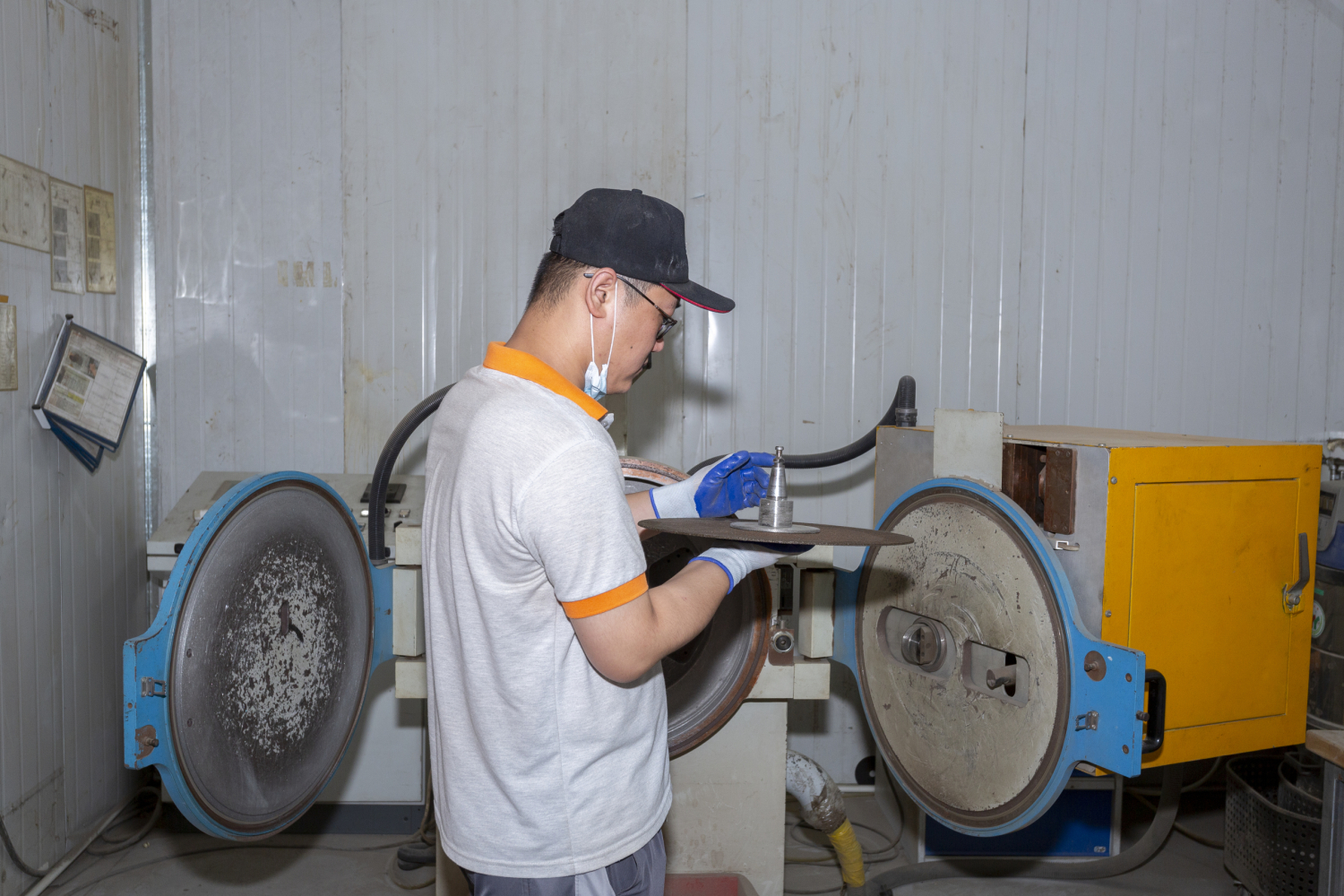 Лаборатория BUDDIES Abrasives