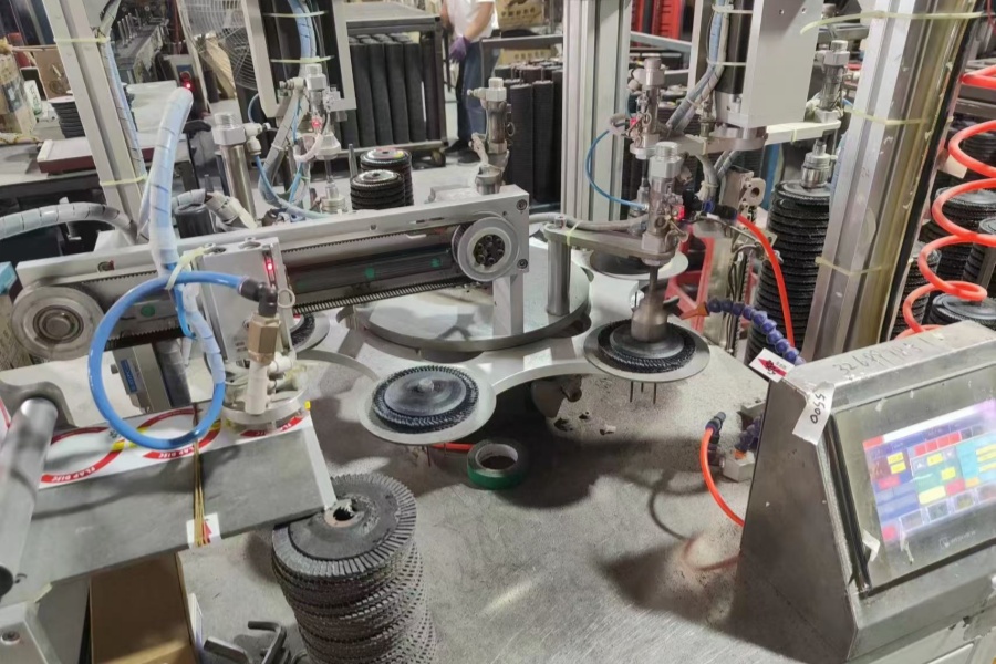 Máquina formadora automática de discos de láminas